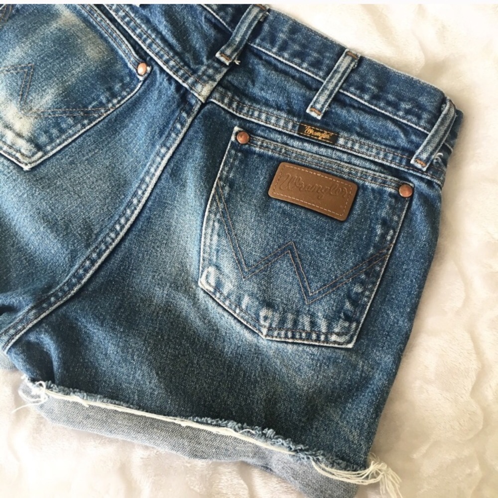 Wranglers Highwaisted Denim Shorts